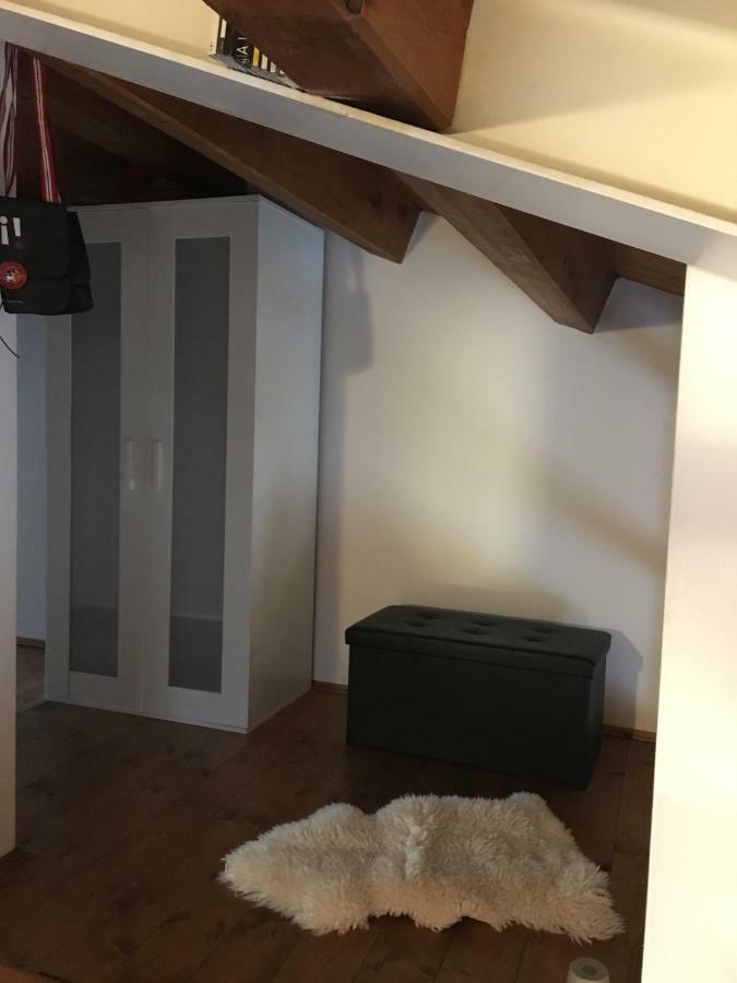 Casa Vacanze Chez La Reine - Holiday Home Виченца Екстериор снимка