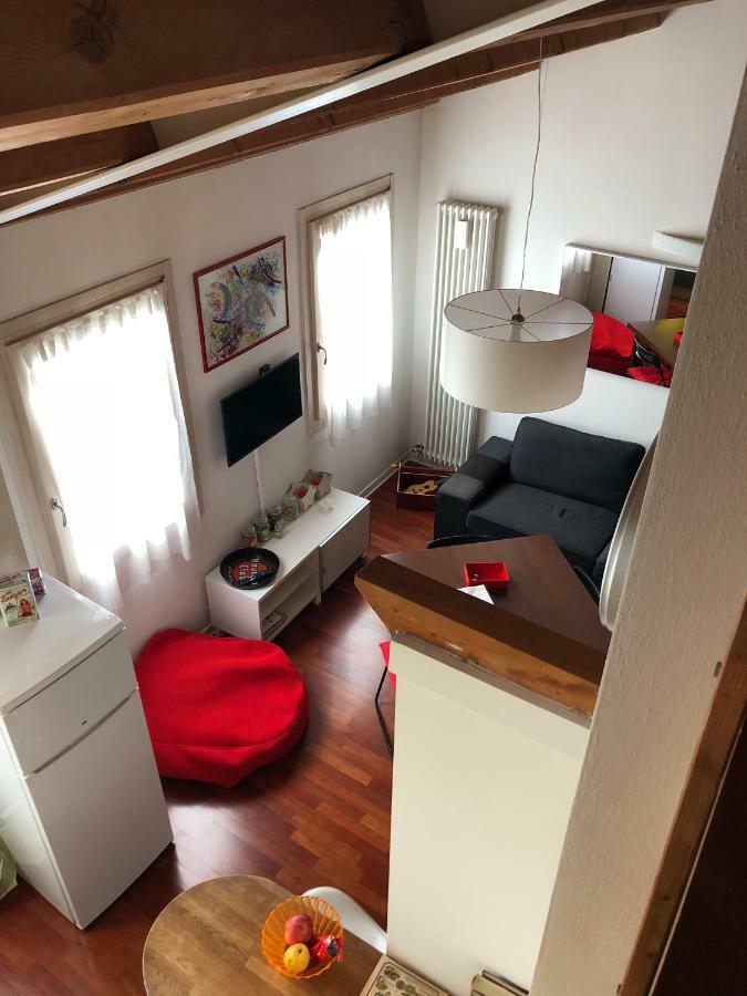 Casa Vacanze Chez La Reine - Holiday Home Виченца Екстериор снимка