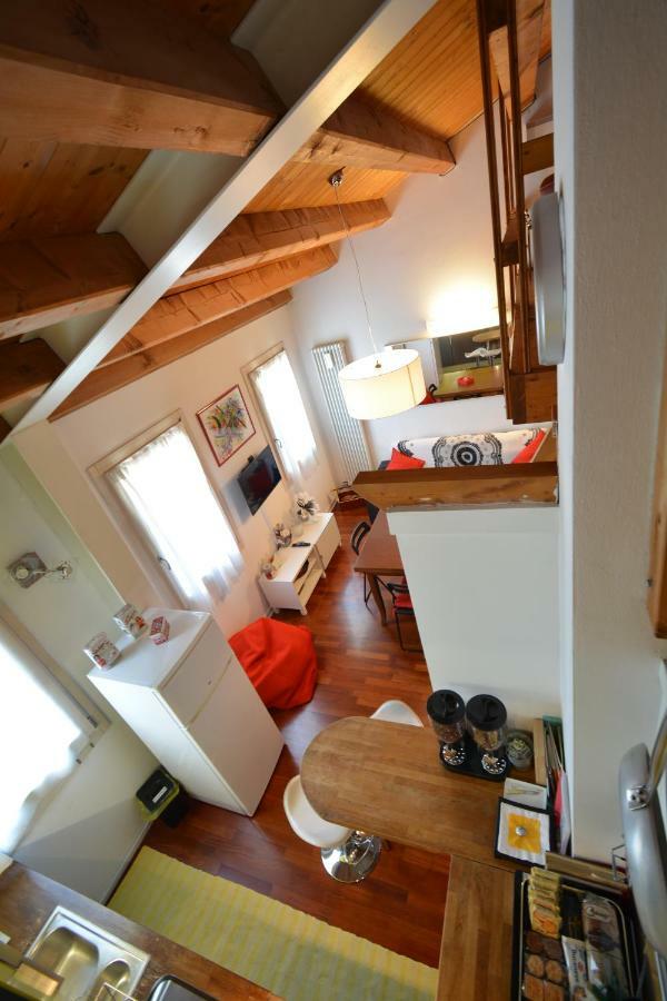 Casa Vacanze Chez La Reine - Holiday Home Виченца Екстериор снимка
