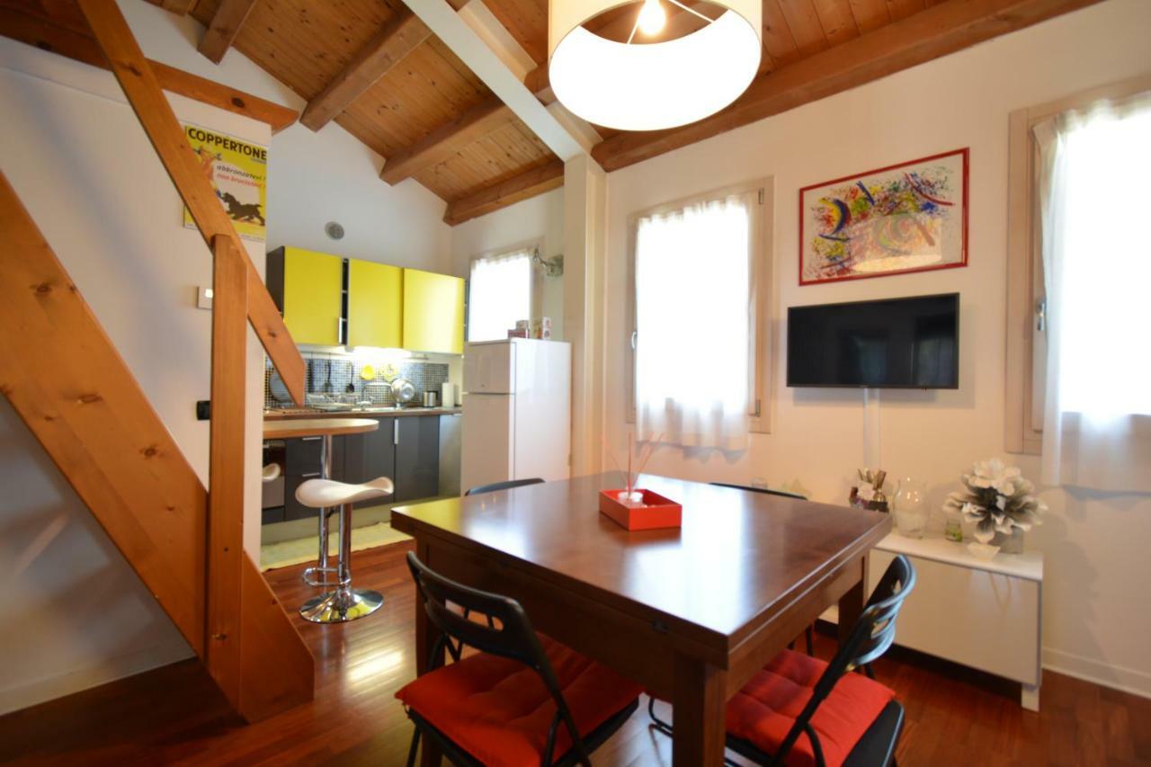 Casa Vacanze Chez La Reine - Holiday Home Виченца Екстериор снимка