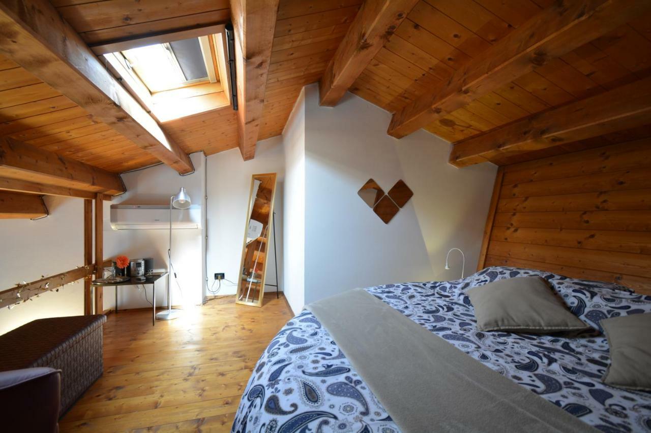Casa Vacanze Chez La Reine - Holiday Home Виченца Екстериор снимка