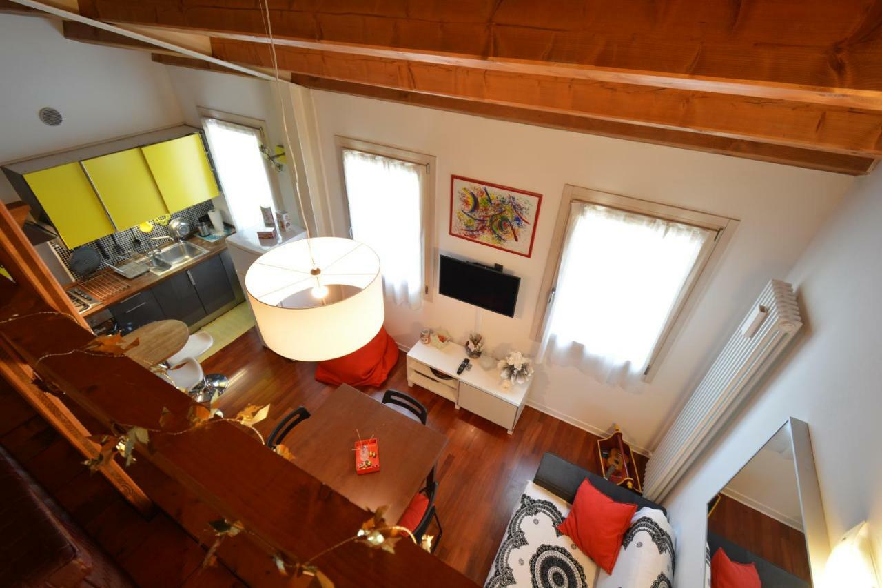 Casa Vacanze Chez La Reine - Holiday Home Виченца Екстериор снимка